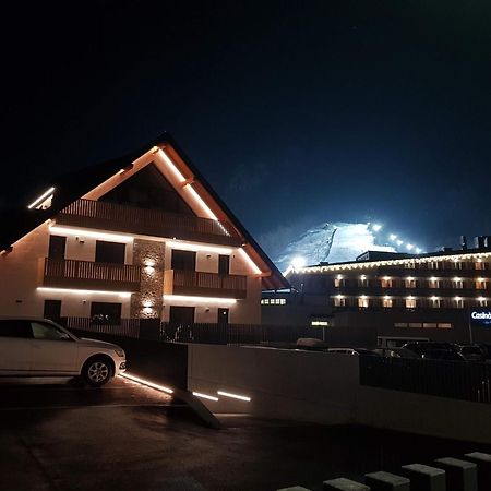 Vila Mojca Apartments Jasna & Jelka Кранска гора Екстериор снимка