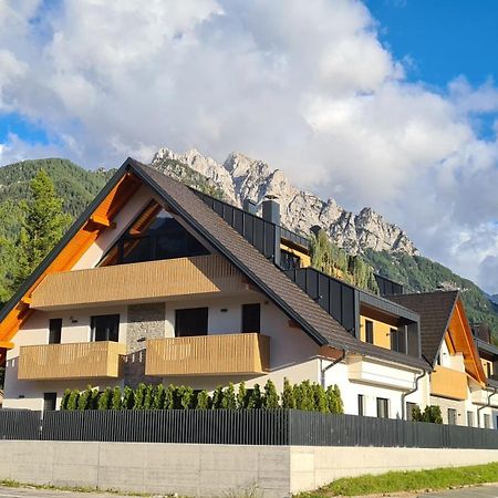 Vila Mojca Apartments Jasna & Jelka Кранска гора Екстериор снимка