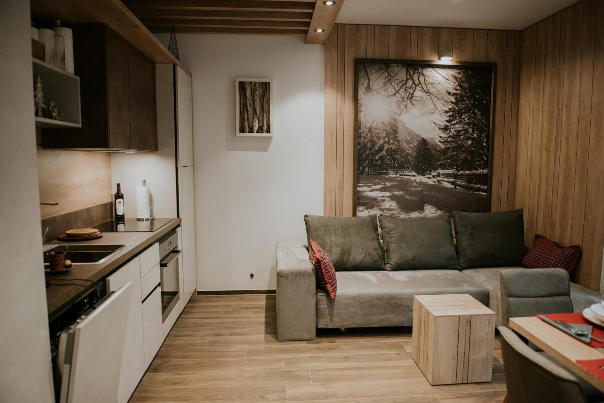 Vila Mojca Apartments Jasna & Jelka Кранска гора Екстериор снимка