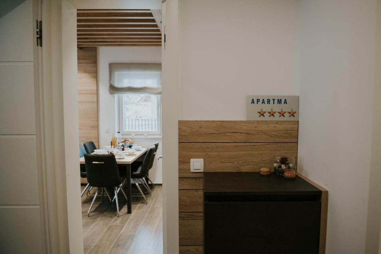 Vila Mojca Apartments Jasna & Jelka Кранска гора Екстериор снимка
