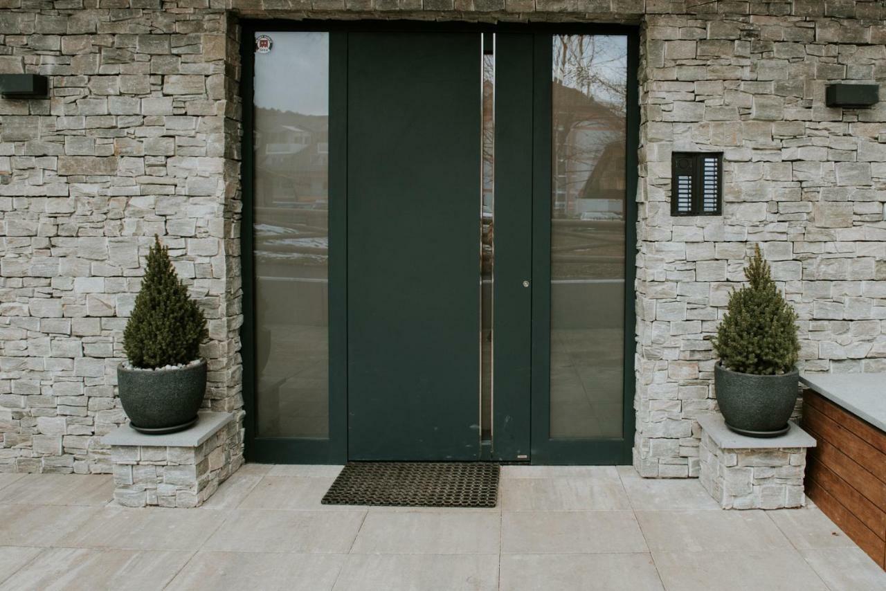 Vila Mojca Apartments Jasna & Jelka Кранска гора Екстериор снимка