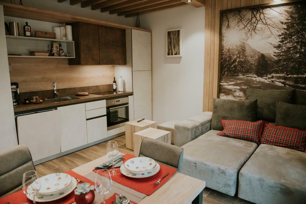 Vila Mojca Apartments Jasna & Jelka Кранска гора Екстериор снимка